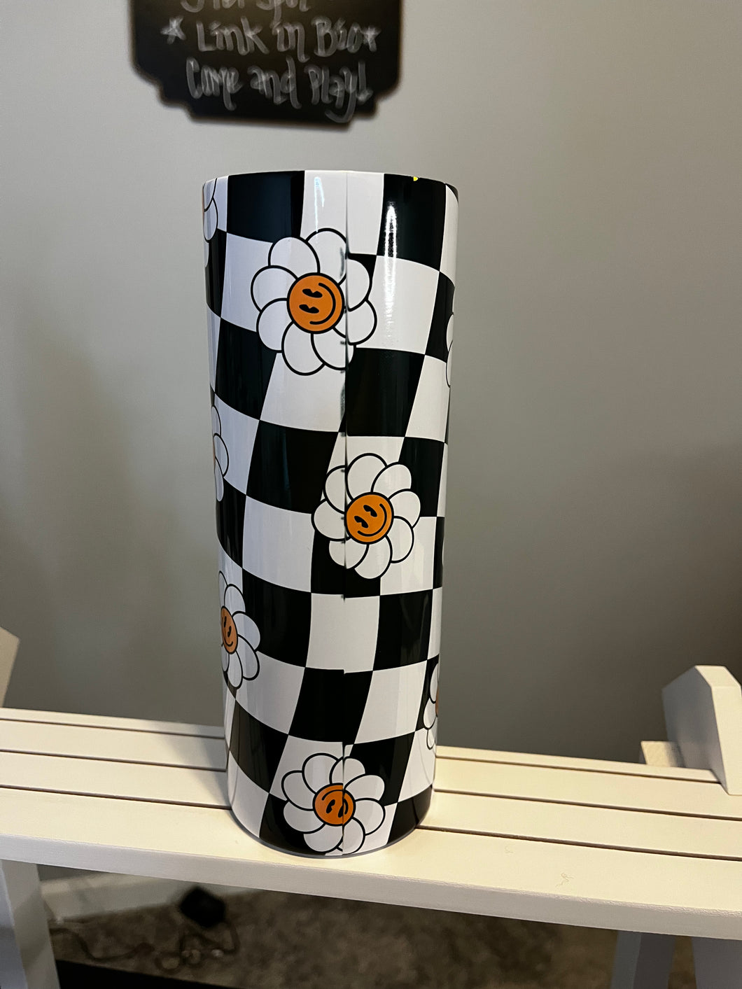 Retro smile tumbler